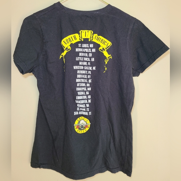 Guns and Roses concert Tee. - Picture 2 of 3